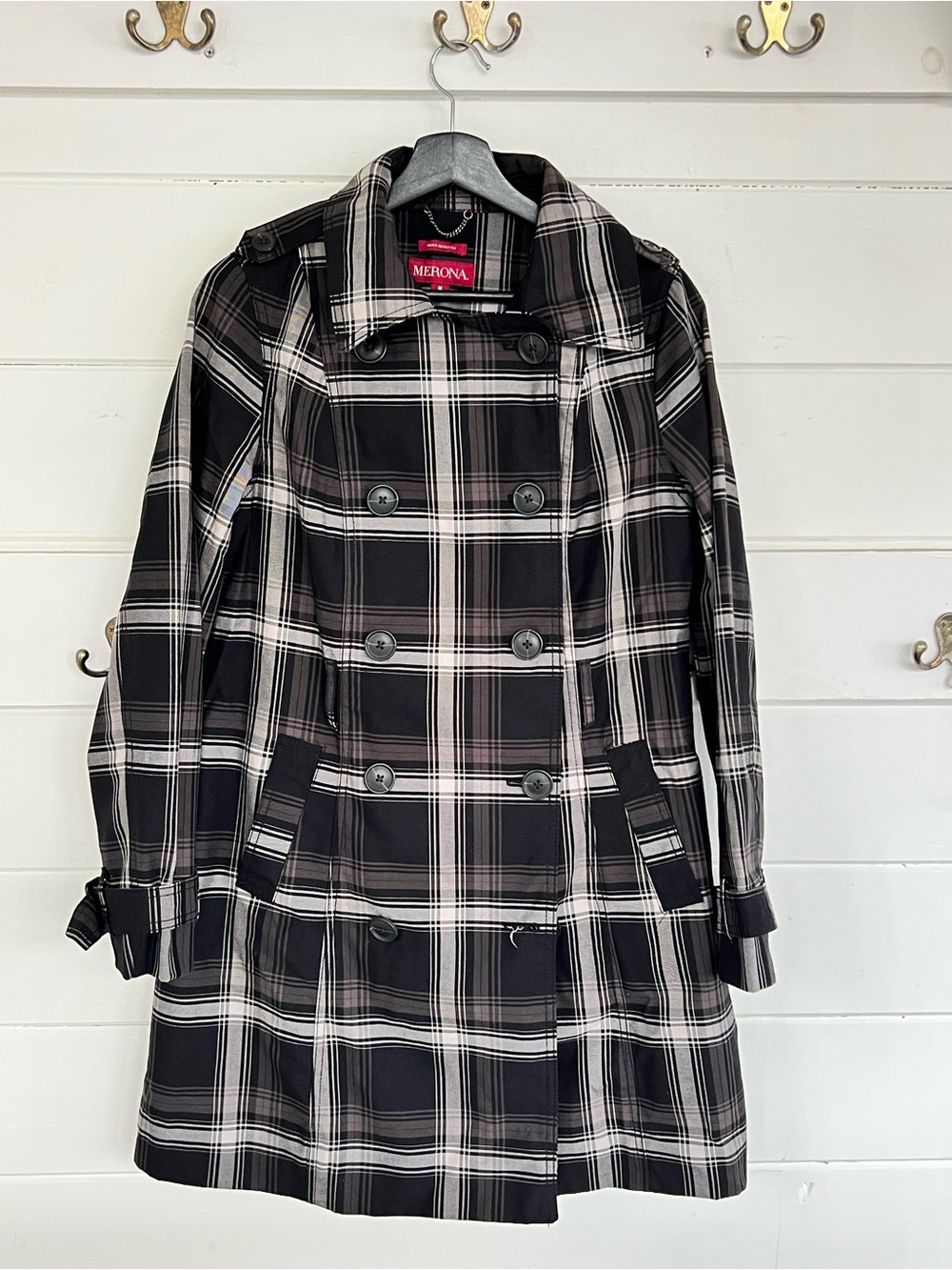 Merona Plaid Rain Coat Trench. Black, White, Gray Plaid. Size M.